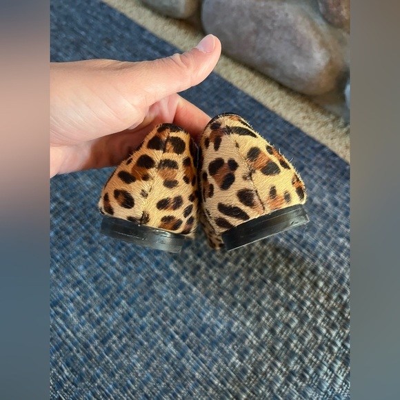 MARC FISHER Analia Pointed-Toe Flats Leopard Print Size 7 - Picture 6 of 7